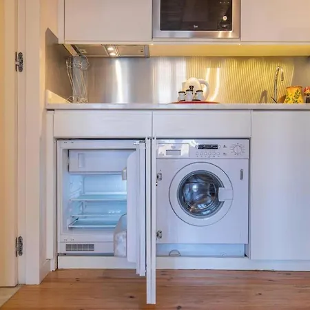 דירה Tiny Retreat In ליסבון